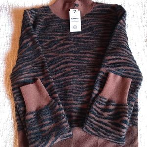 Express x negin mirsalehi tiger print sweater.